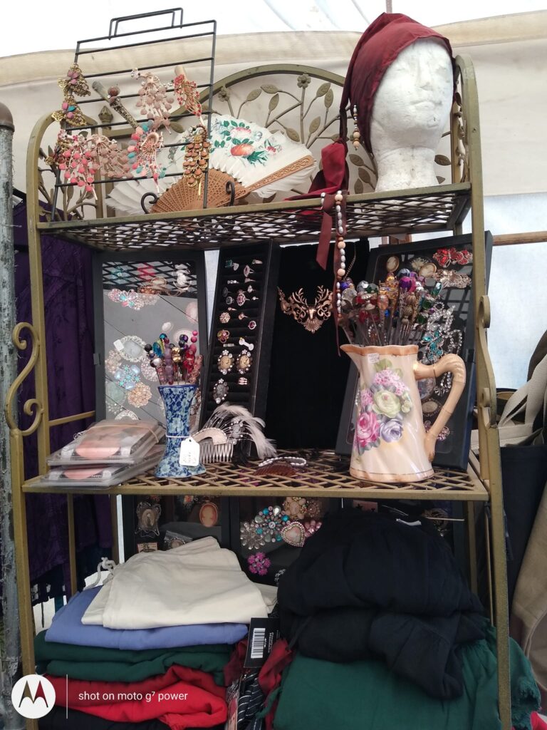 350122617 649350240572551 3494239404708626531 n 768x1024