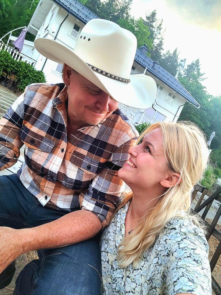 355271997 10160570773293879 661831644993201844 n 768x1024