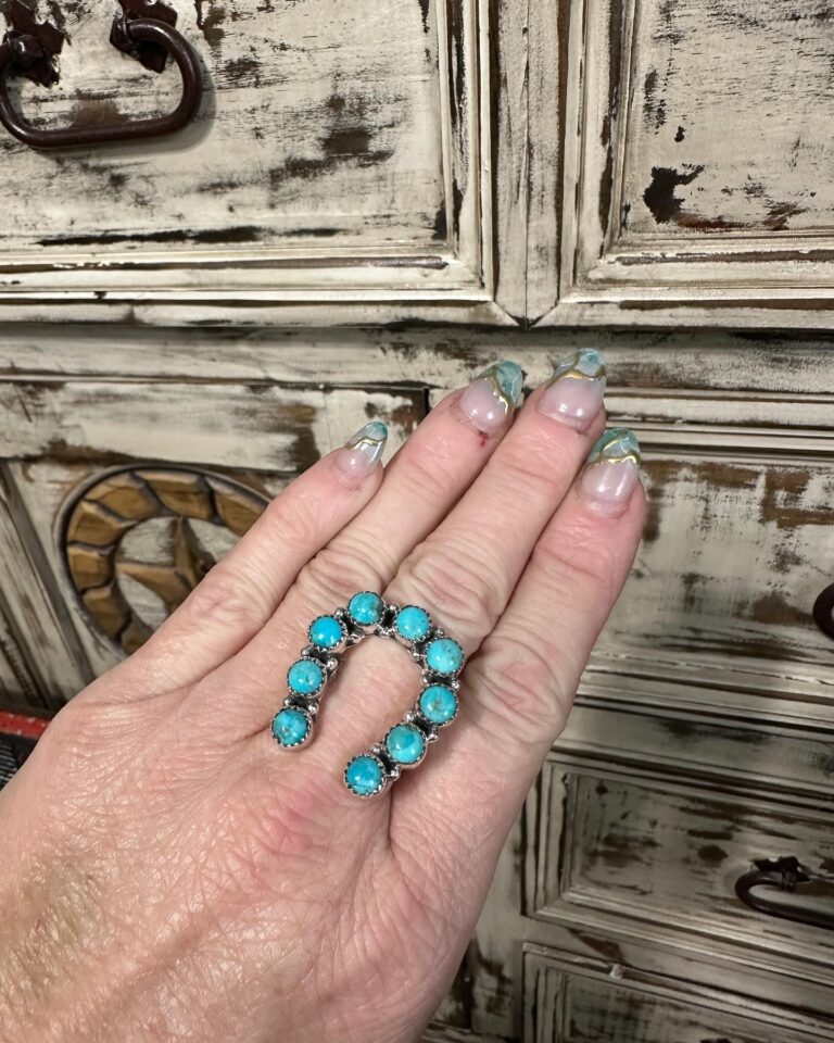 424625694 17983793333629781 5915439667404834241 n 768x960