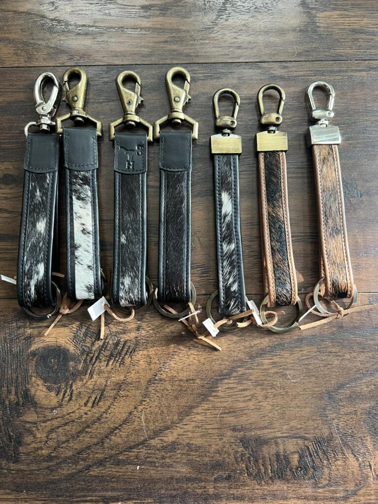 453883722 381628278281918 6590884167099485374 n 768x1024