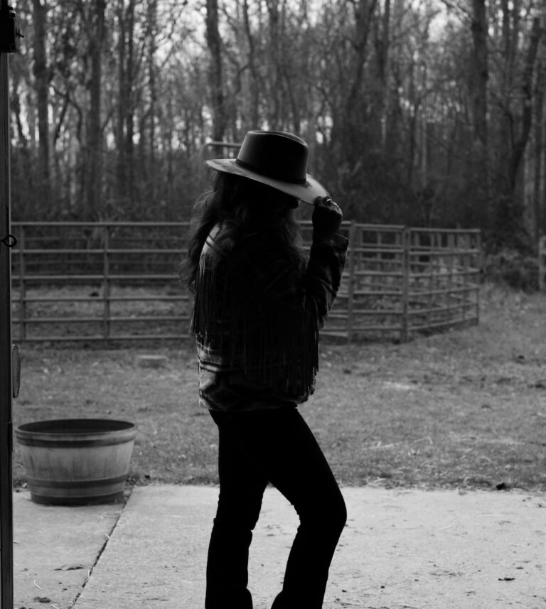 464261694 938367841649638 4023596524106574400 n 768x857