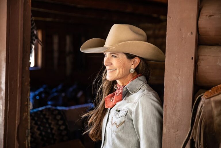 Art of the Cowgirl2 768x513