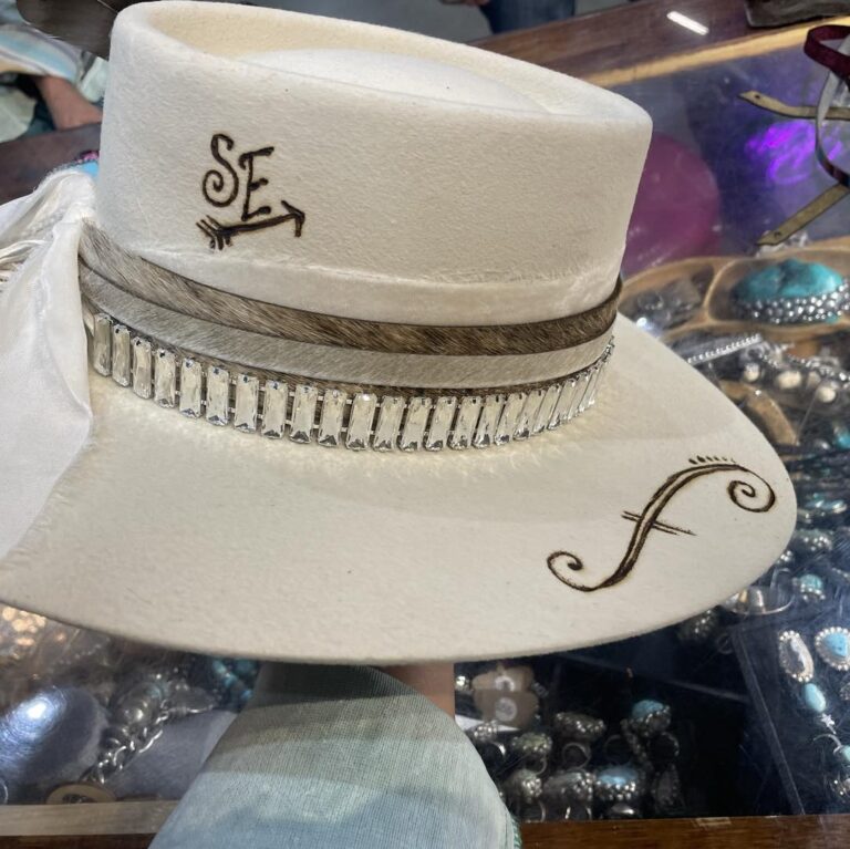 432423593 792992206197272 7415927034026056999 n 768x767