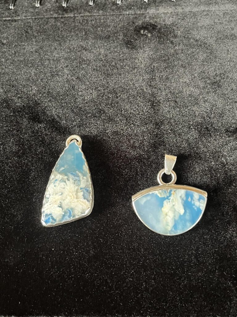 437067260 282770261545884 6166571267717397942 n 768x1024