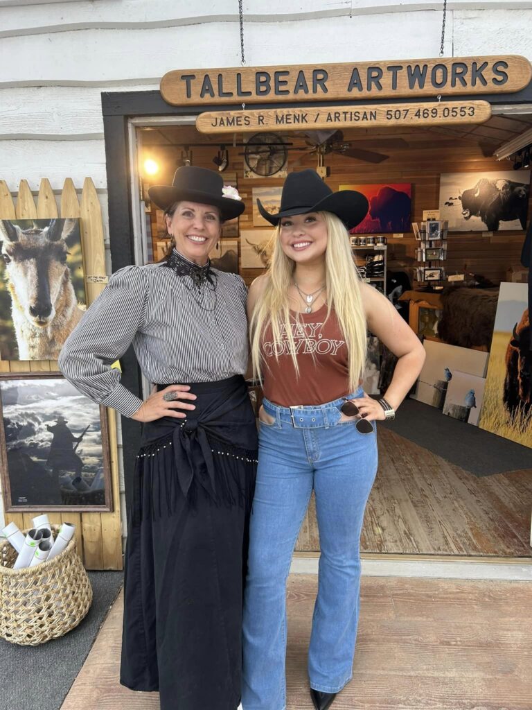 451838643 1044486294343793 8547374161165271378 n 768x1024