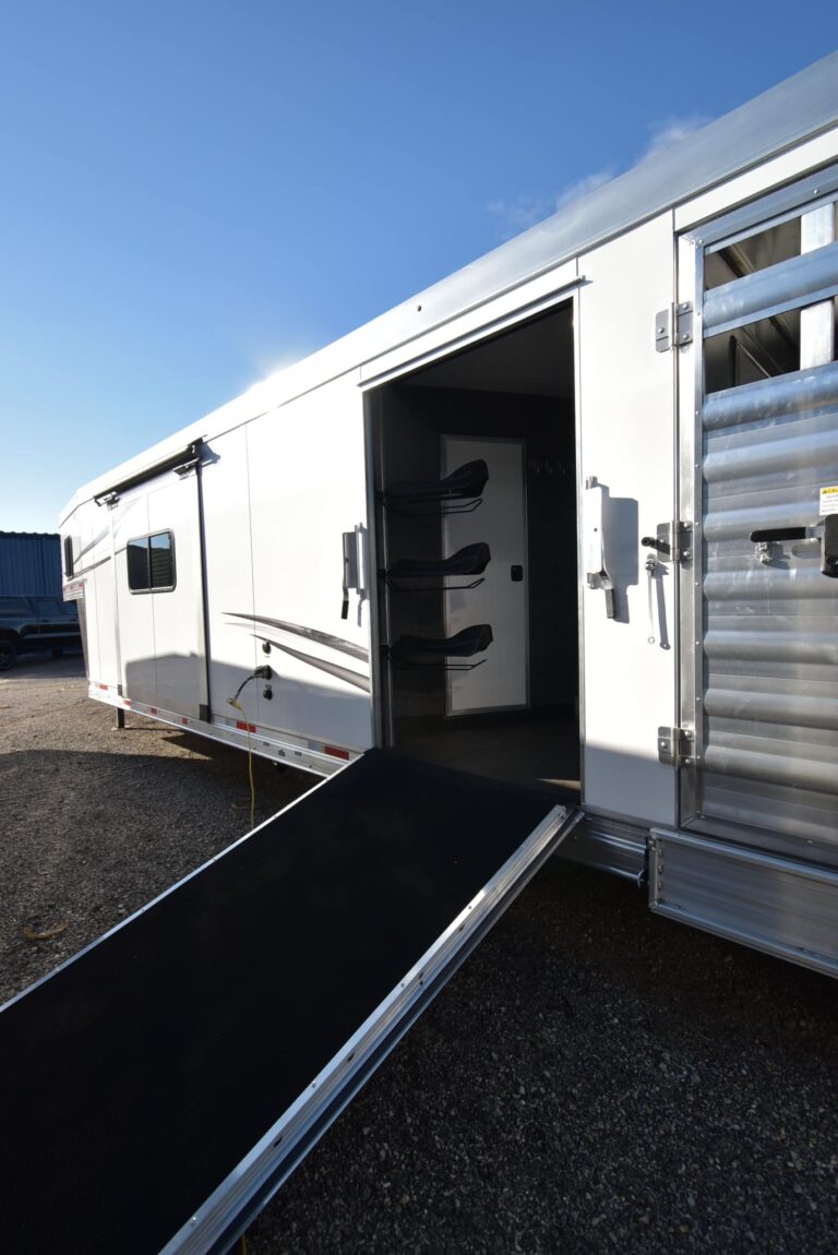 465978692 122160324212053523 5403320588320980152 n 768x1150