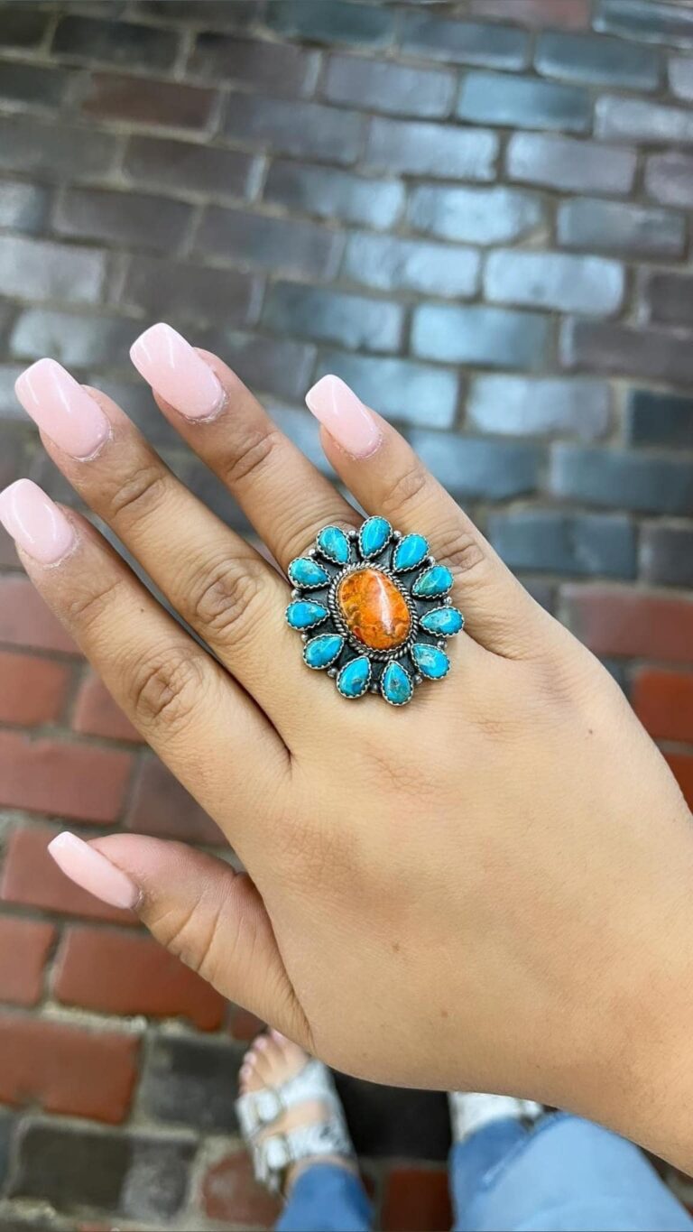 359719878 10230472544826363 8430428565321293195 n 768x1365