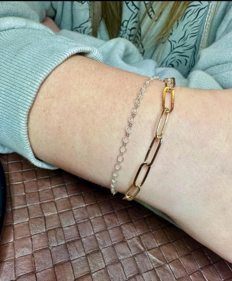 452952400 452839130903606 2028281269147624108 n 768x931