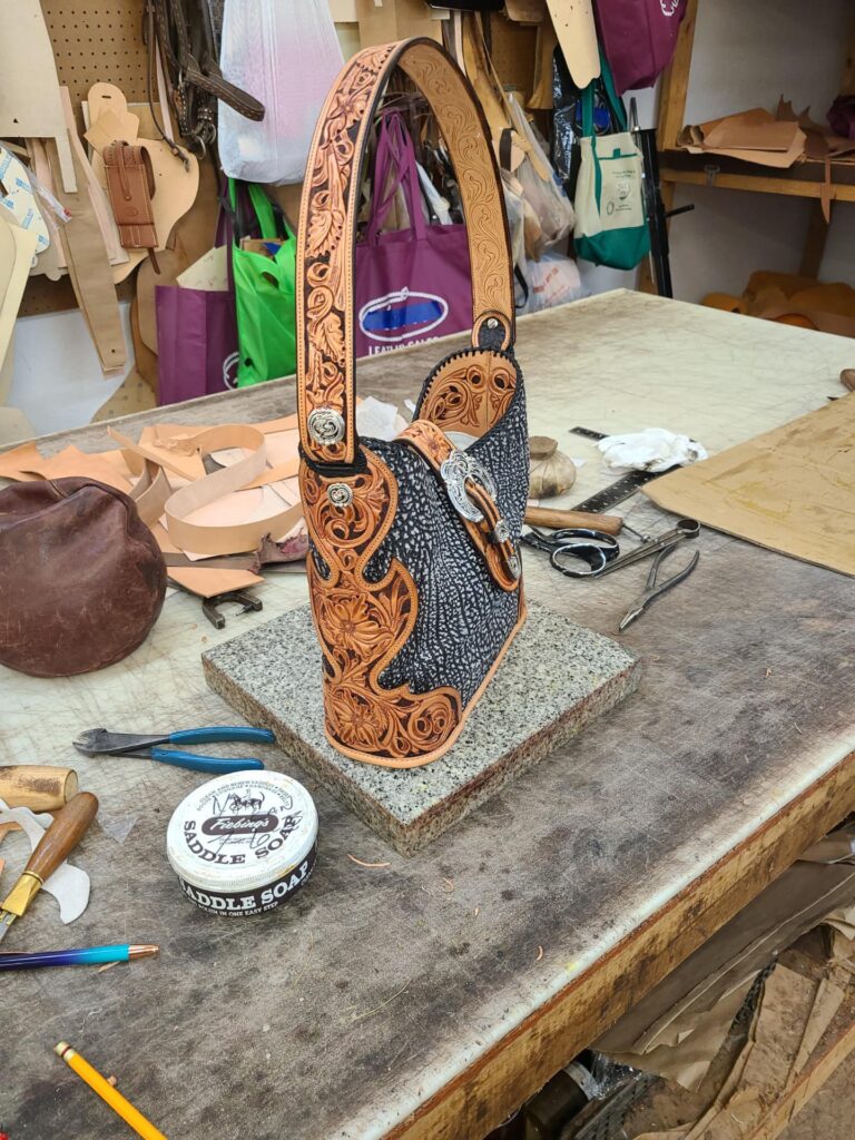 464975240 1299140978077507 2117670464653975404 n 768x1024