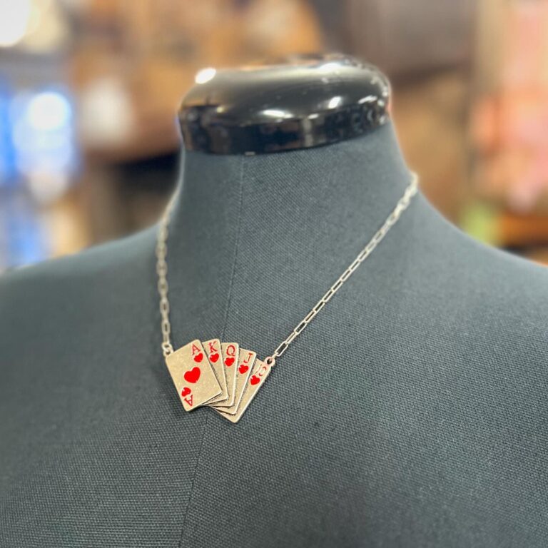 466746163 18366113800113441 278869275460001508 n 768x768