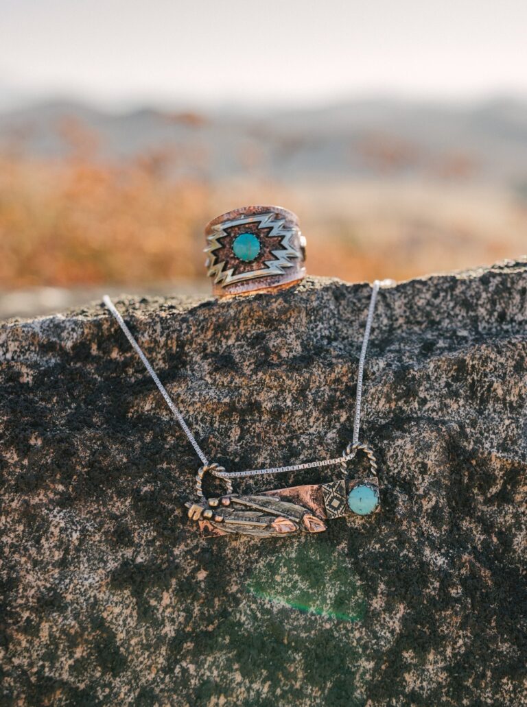 469417152 1030036515832987 3287916272624815404 n 768x1031