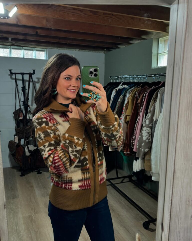 469944929 17951121209883088 2726837388976997474 n 768x960