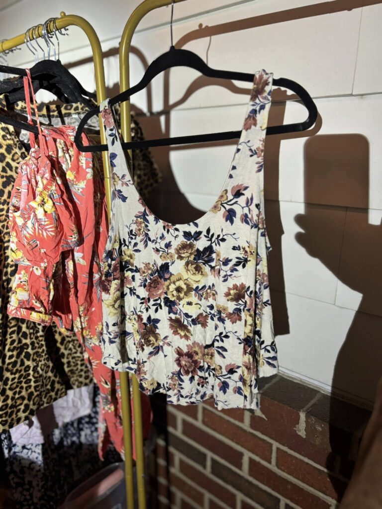 470219391 122142420752376373 2228138095872913036 n 768x1024