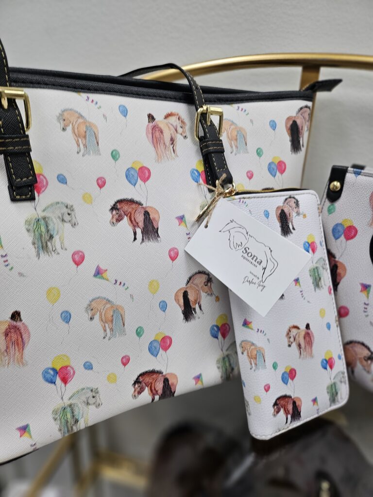 inbound8732108326012666888 768x1024