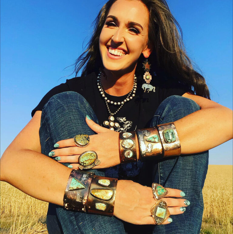 367485005 708421444632998 4497294926722969454 n 768x769