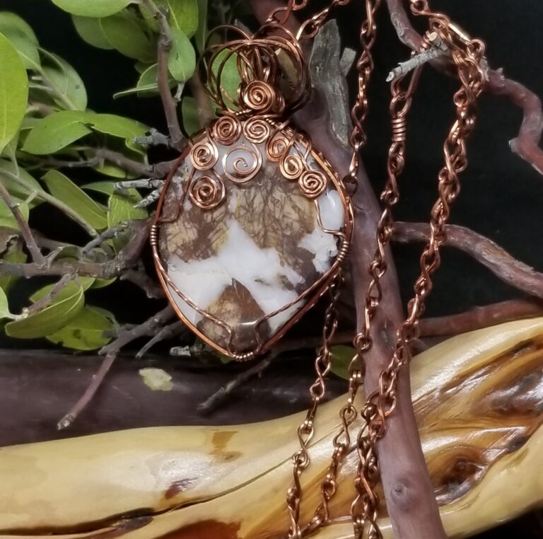 302676463 600977938196936 7028681375729808606 n 768x762