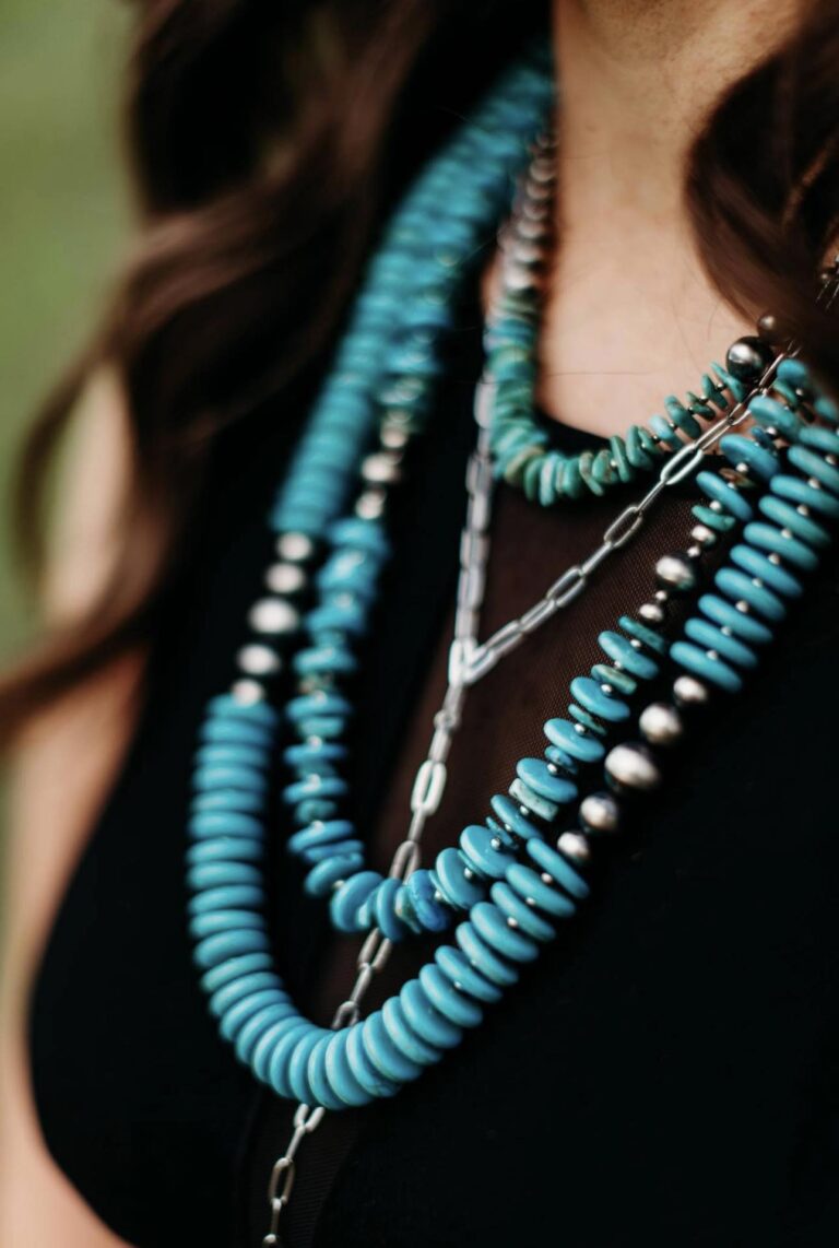 473643130 122202370568179058 4990984093881258216 n 768x1142