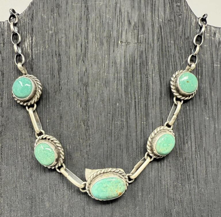 481244932 625175700366361 8349334886926594896 n 768x754