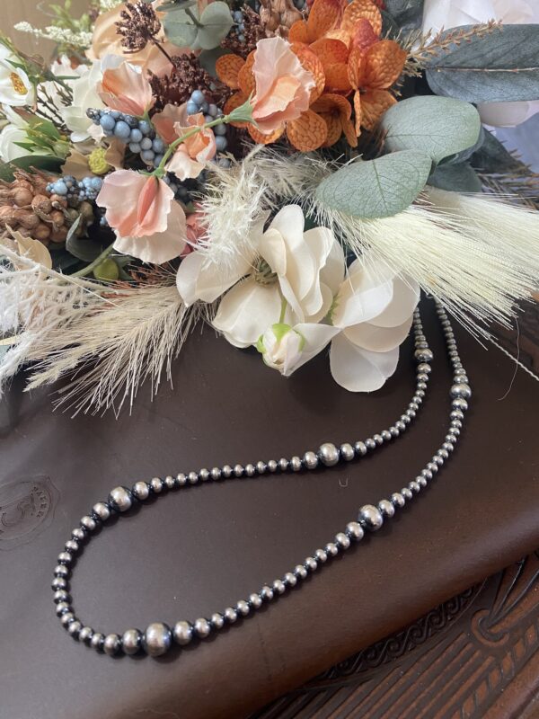 Navajo pearls 20" "The Vaquero"
